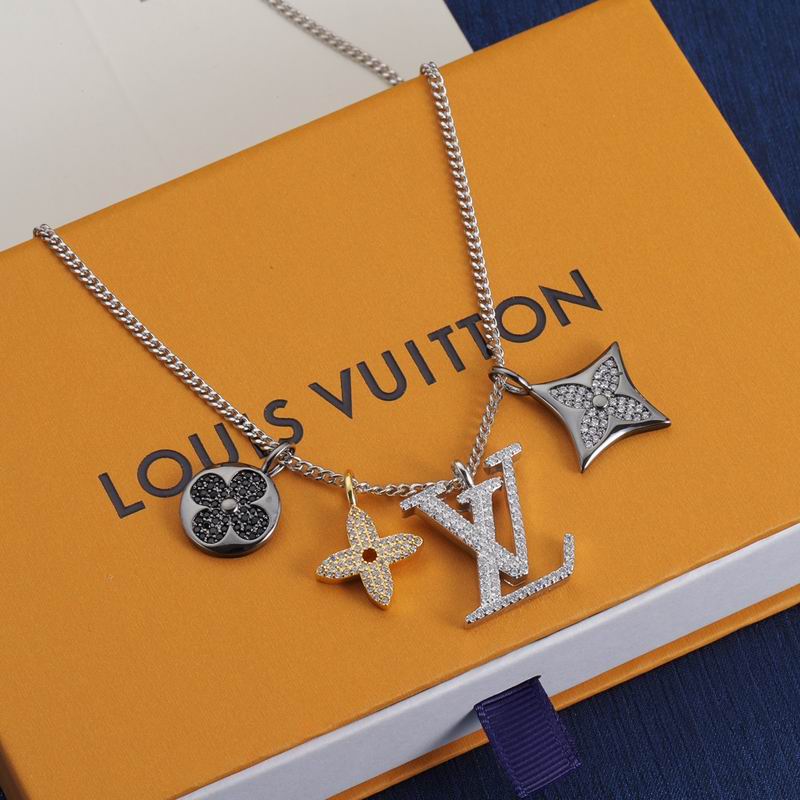 LV Necklace 03lyr405